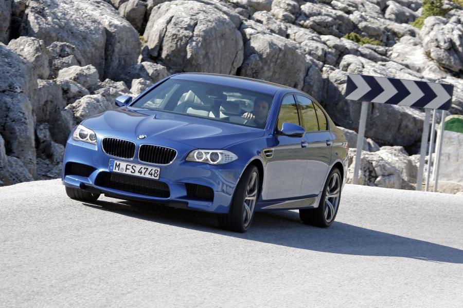  BMW M5 2011 года  (фото 248 из 344)